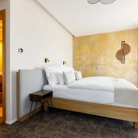 Historia Malomkert 4*