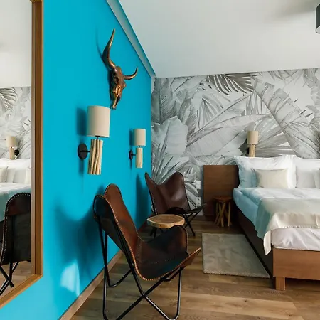 Historia Malomkert Hotel