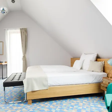 Historia Malomkert 4* Veszprém