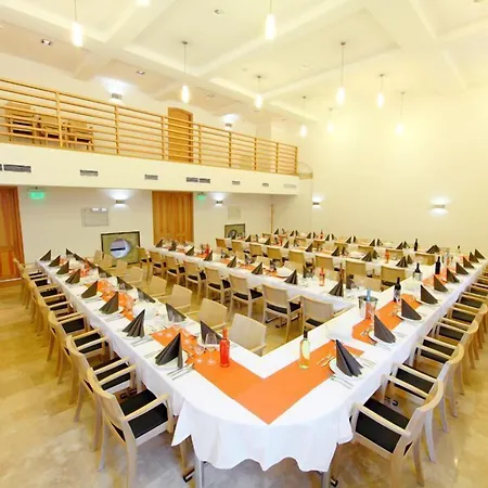 Hotel Historia Malomkert 4*