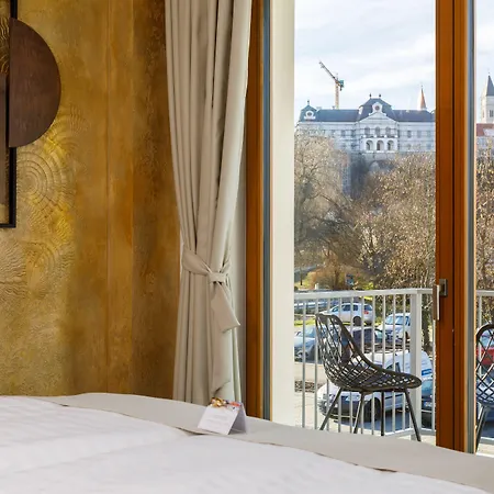 Historia Malomkert 4*