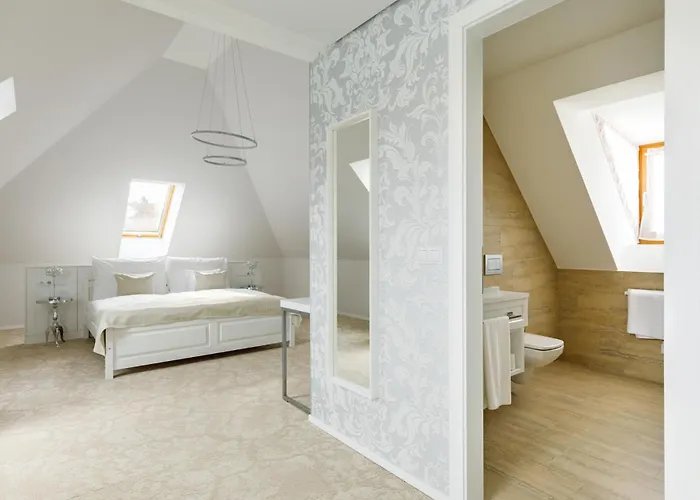 Historia Malomkert Hotel