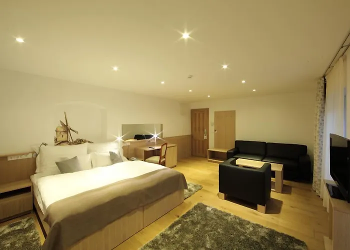 Hotel Historia Malomkert 4*