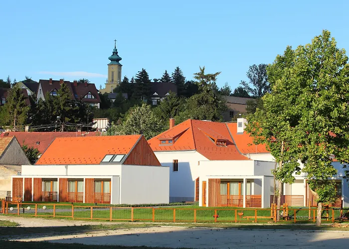 Historia Malomkert 4* Veszprém