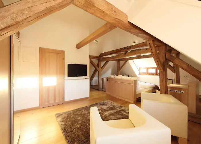 Szálloda Historia Malomkert