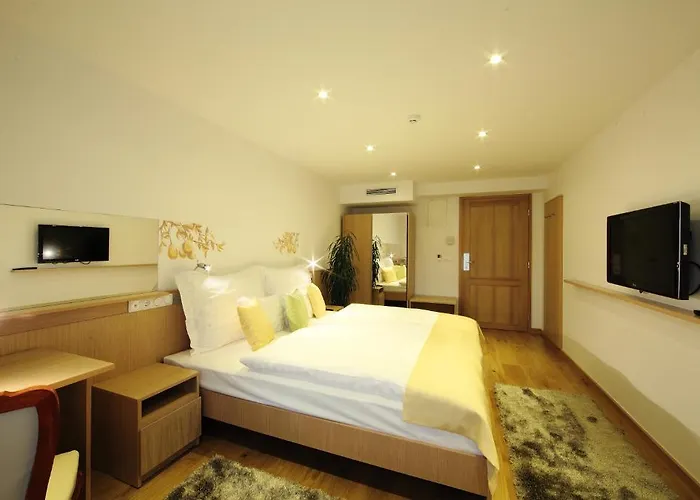 Hotel Historia Malomkert 4*